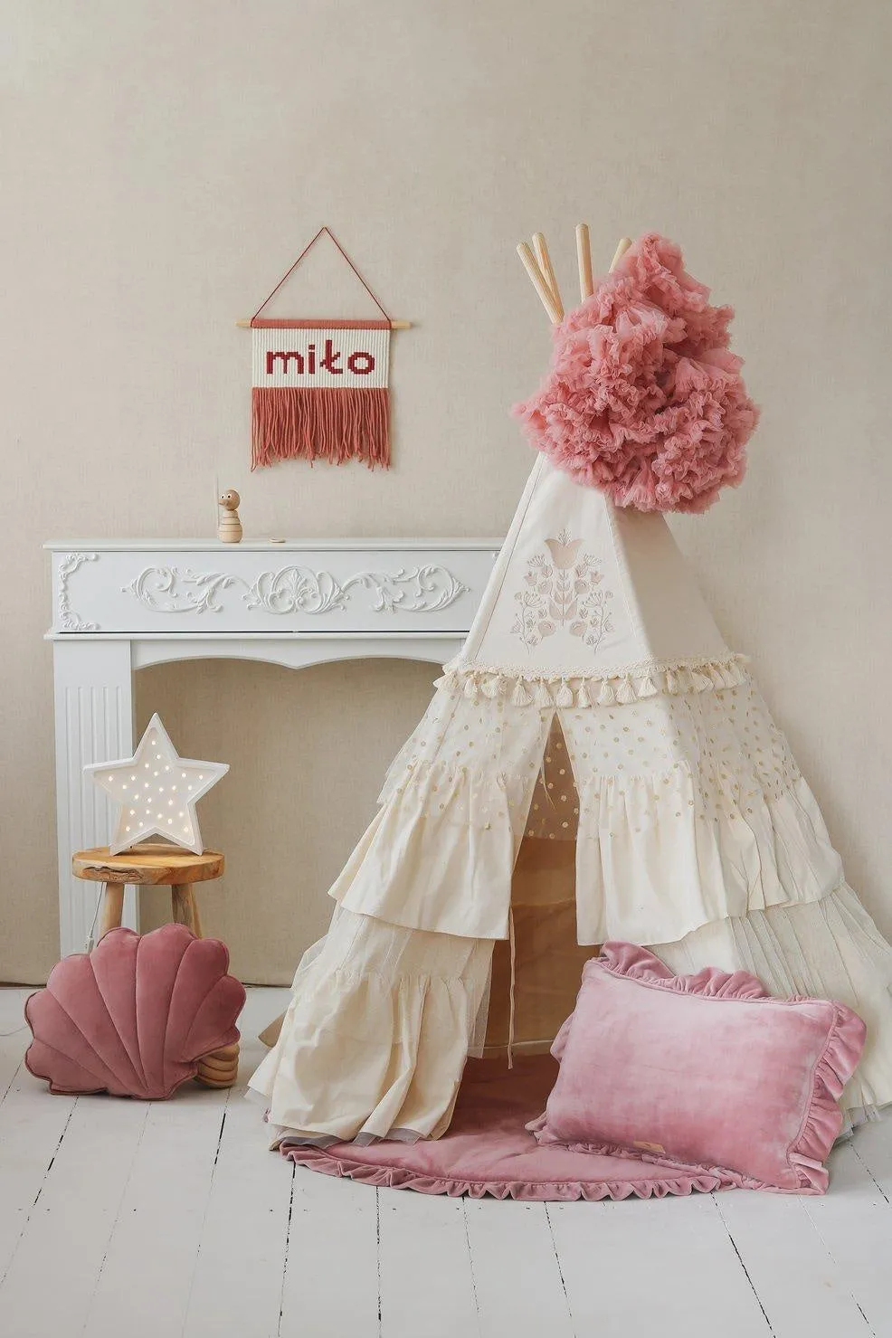 Boho Teepee Tent With Frills And Embroidery